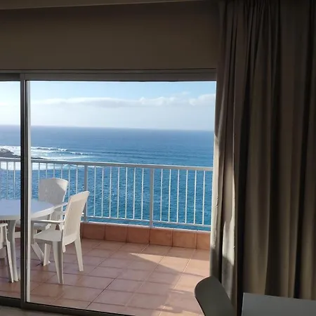 Amplio Con Vistas Al Mar Apartamento